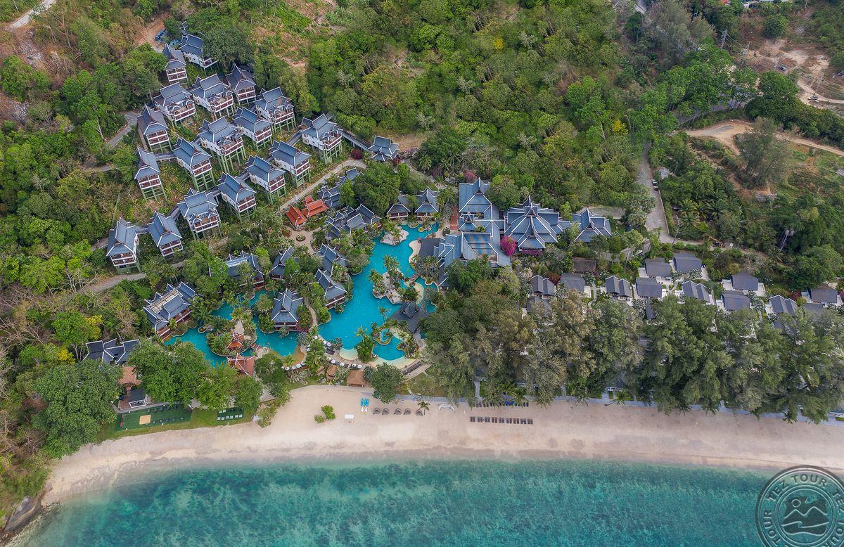 Thavorn Beach Village Resort & Spa Phuket 5*. Royal Thavorn Beach Village & Spa. Old Siam Thai Restaurant Thavorn Beach Village. Thavorn Beach Village Resort & Spa 5* эскалатор. Thavorn beach village resort