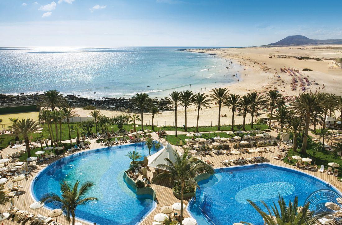 Best spain. Отеле tres Islas. Fuerteventura all inclusive. Canaries Islands Beach-hugging Resorts.