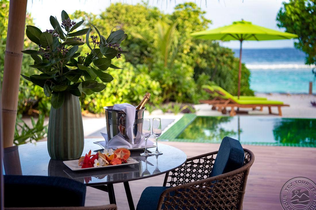 Emerald Maldives Resort Spa 5