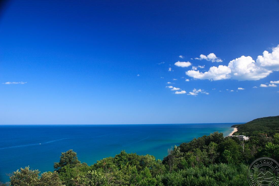 The cliff 4. Nord Sea Cliff Beach. Cliffs Nest обзор Болгария. Клиф Бич и спа Резорт обзор.