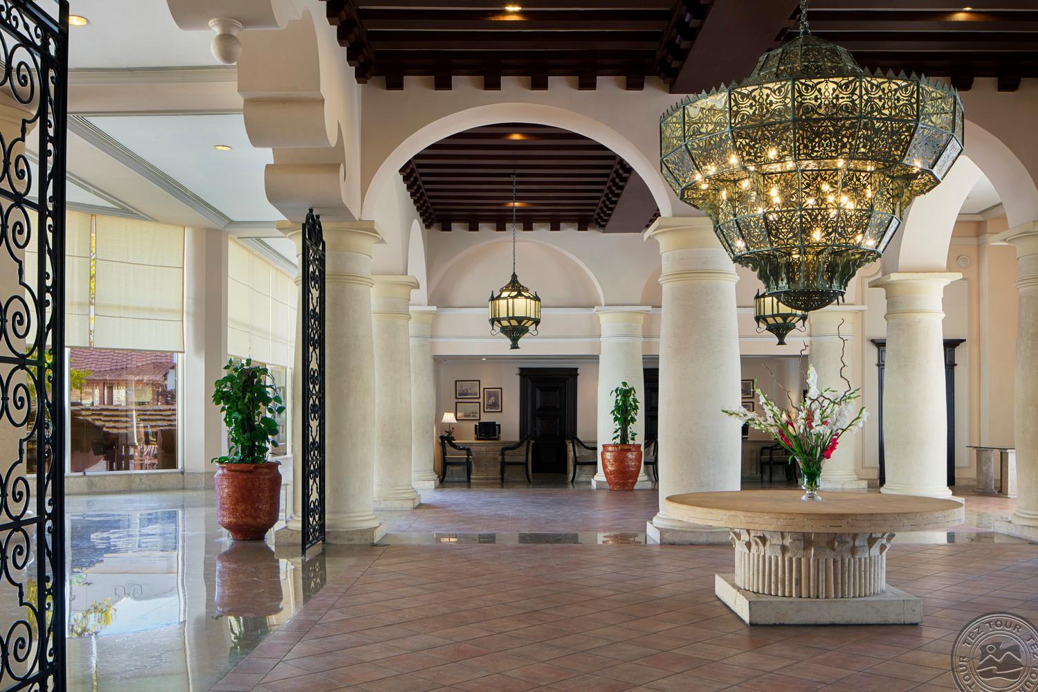 Sheraton main building. Шератон Египет Шарм-Эль-Шейх. Шератон Шарм Резорт Шарм-Эль-Шейх. Отель Sheraton Sharm Resort 5. Sheraton Sharm main building 5 Шарм-Эль-Шейх.